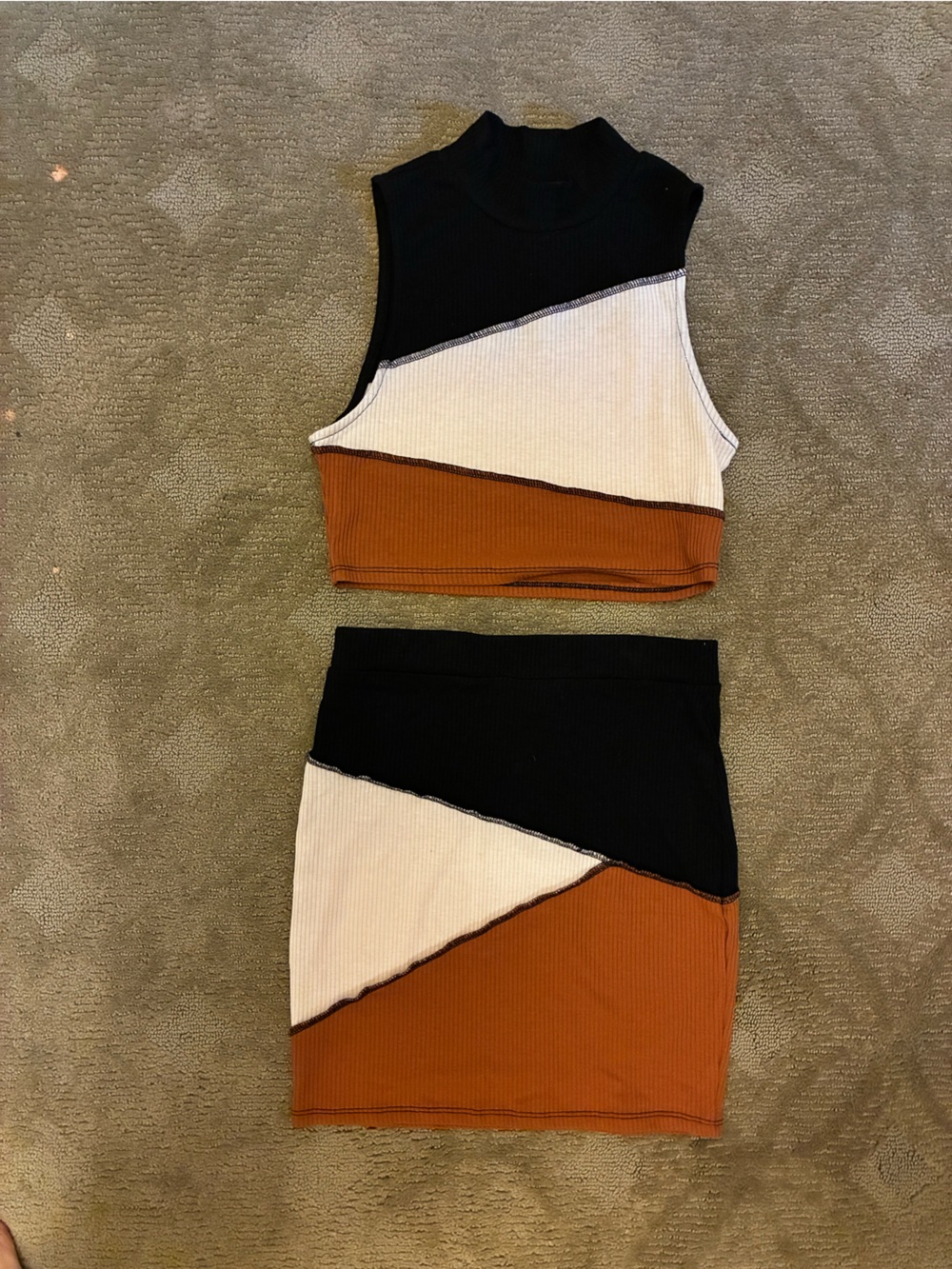 Forever 21 Black, White & Rust Colorblock Ribbed Mini Skirt and Crop Top Set